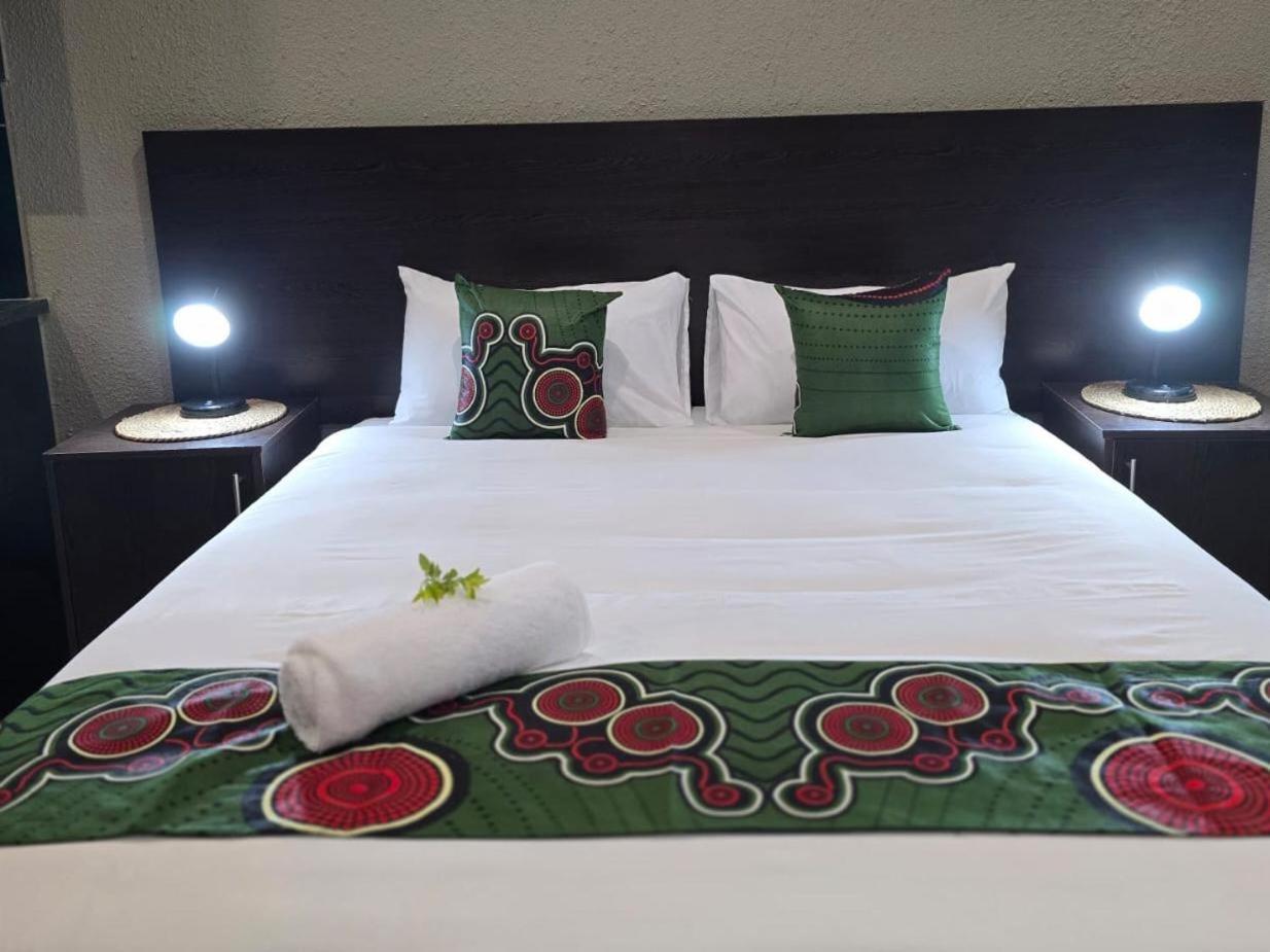 Palm Inn Guesthouse Onverwacht Стая снимка